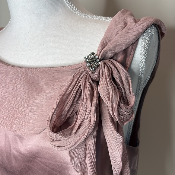 LOFT Light Mauve Silk Blouse with Bib Collar & Rhinestone Pin. 12P - Picture 2 of 11